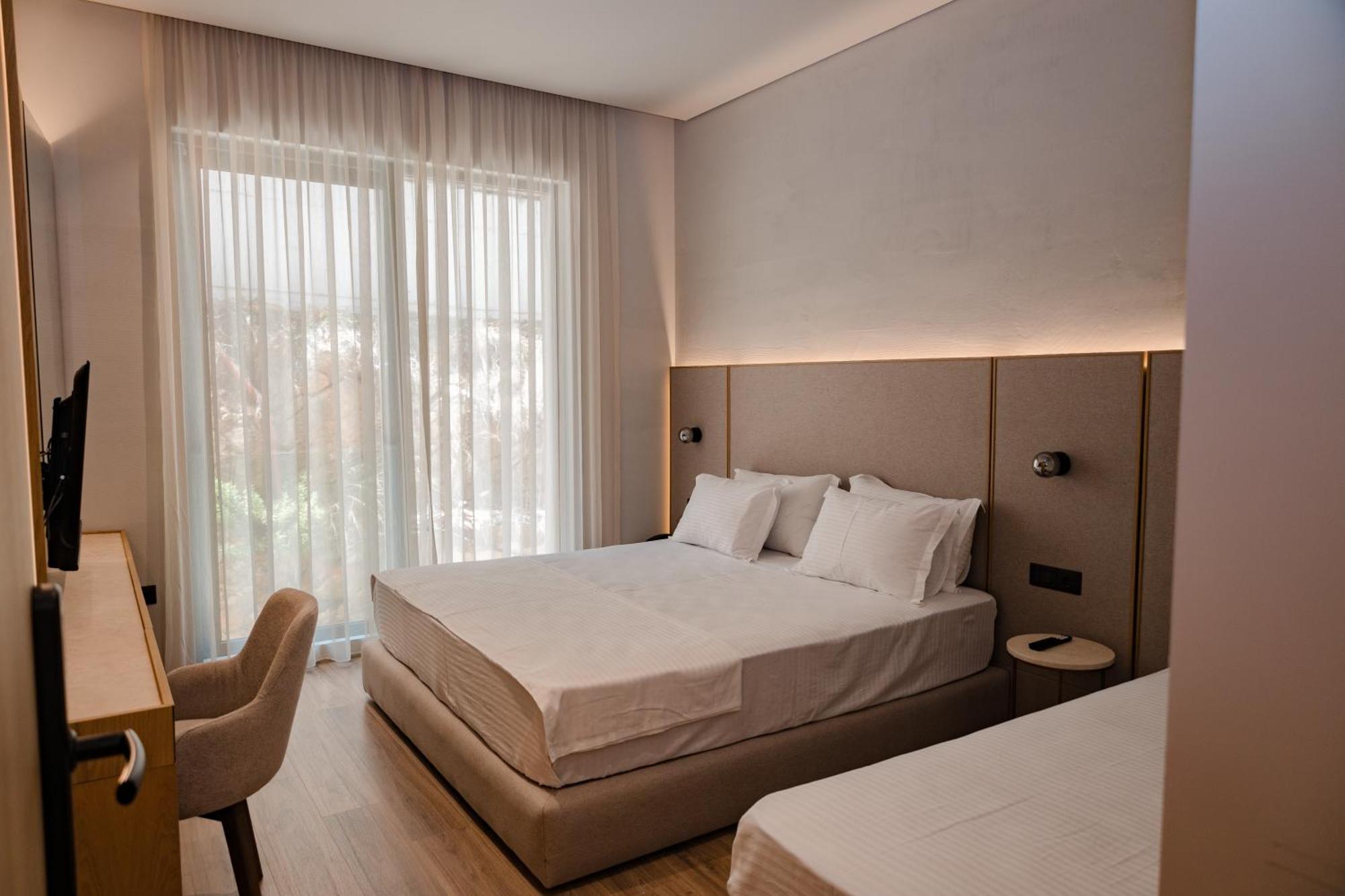 Grand Riviera Blu- Seaside Hotel Radhime Ngoại thất bức ảnh