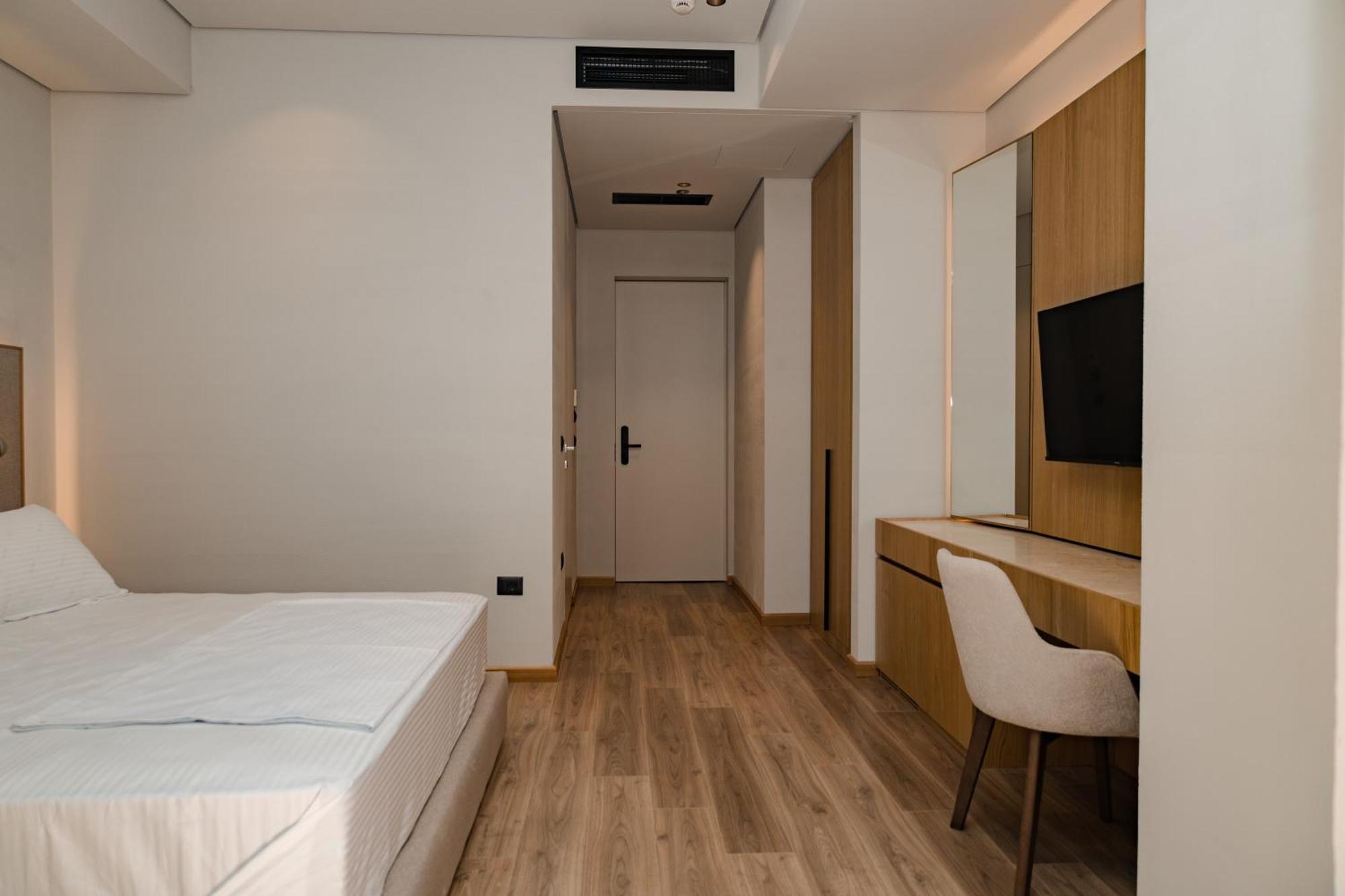 Grand Riviera Blu- Seaside Hotel Radhime Ngoại thất bức ảnh
